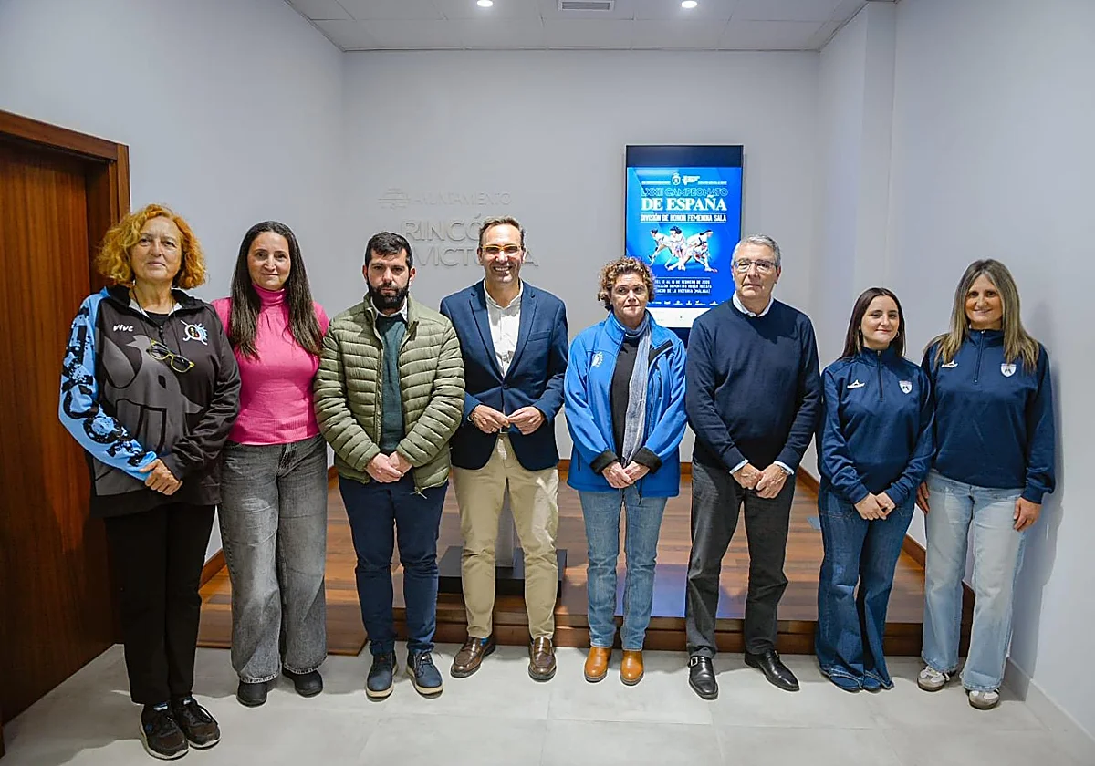 La élite nacional del hockey-sala femenino se da cita en Rincón de la Victoria