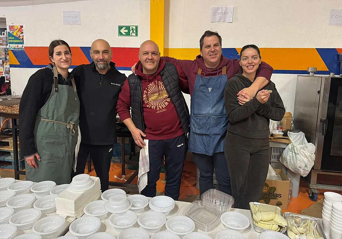 Cocineros de Ronda se vuelcan para dar de comer a los desalojados por la tormenta