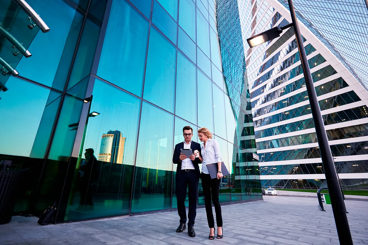 Estos son los despachos españoles que destacan en la guía global de Chambers