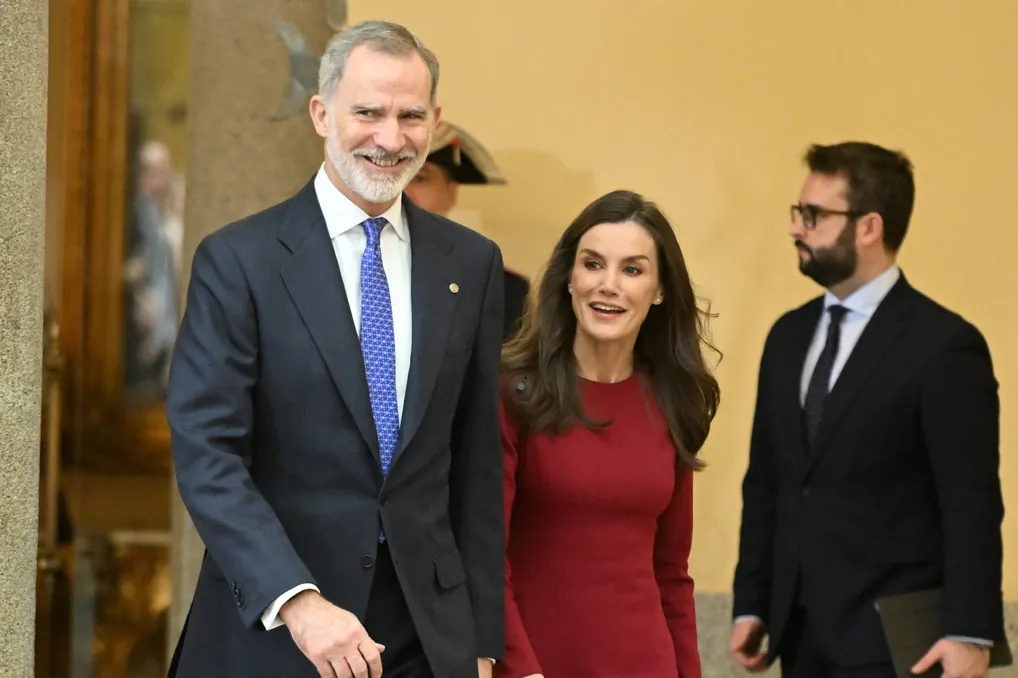 El Rey cobrará este año 290.000 euros y la Reina, 160.000 euros