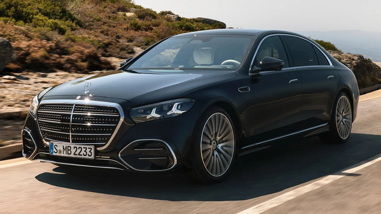 Llega el nuevo Mercedes Clase S 2026, estos son los precios del mejorado sedán con hasta 585 CV que hace más de 100 km sin gastar gasolina