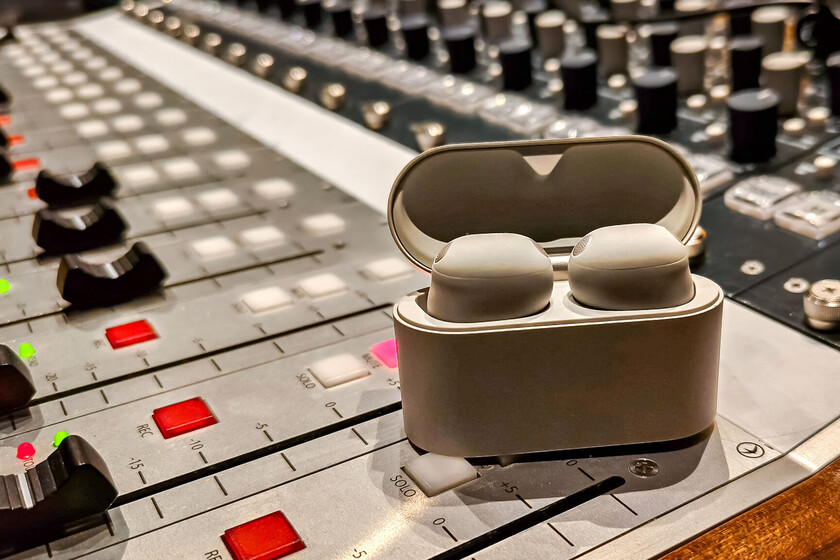 Sony WF-1000XM6, análisis: siguen teniendo un nombre impronunciable, pero cuando actives la cancelación de ruido te va a dar igual