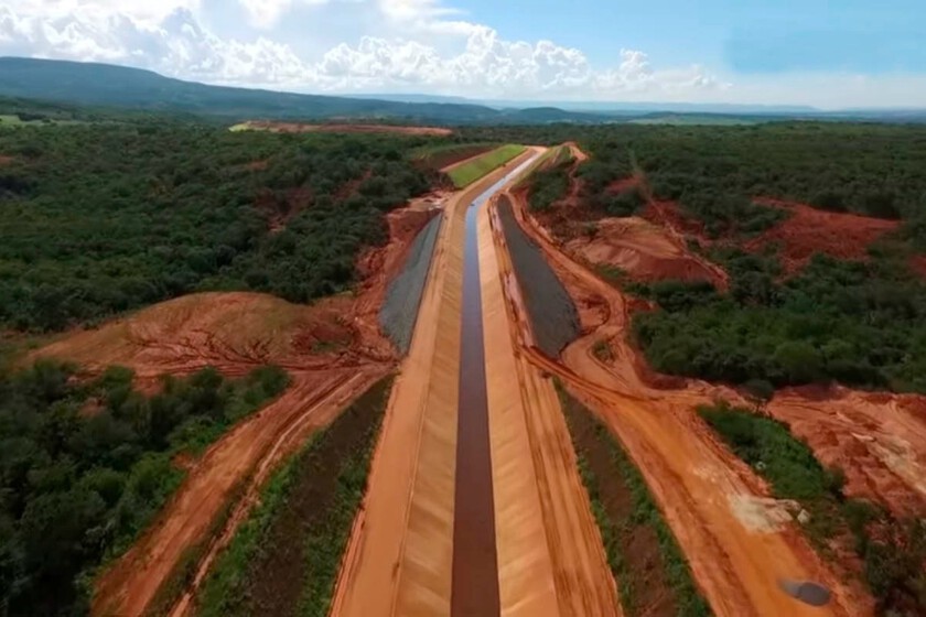 Brasil está terminando un "río artificial" de 145 kilómetros para vencer a la sequía: así es el colosal Cinturão das Águas