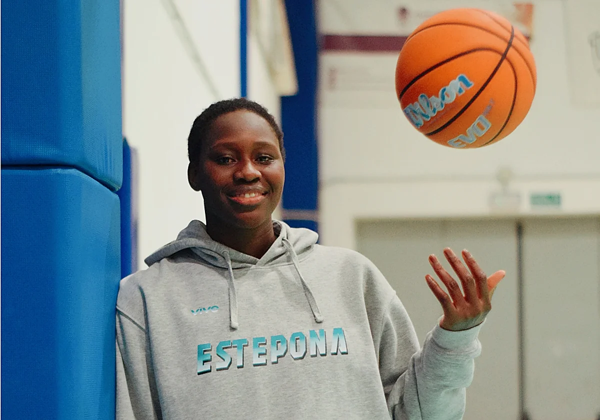 Sika Koné, la niña soñadora que triunfa en el CAB Estepona