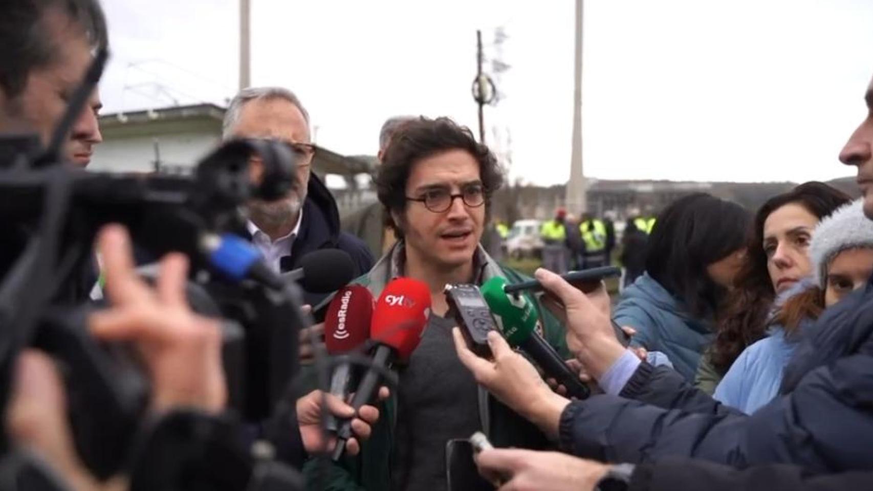 Figaredo (Vox): “En Televisión Española no hay que entrar con lanzallamas, hay que entrar con una bomba atómica”