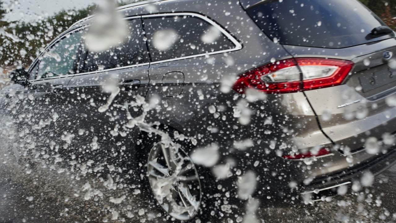 Las carreteras españolas se llenan de trampas: lluvias y falta de mantenimiento disparan los socavones