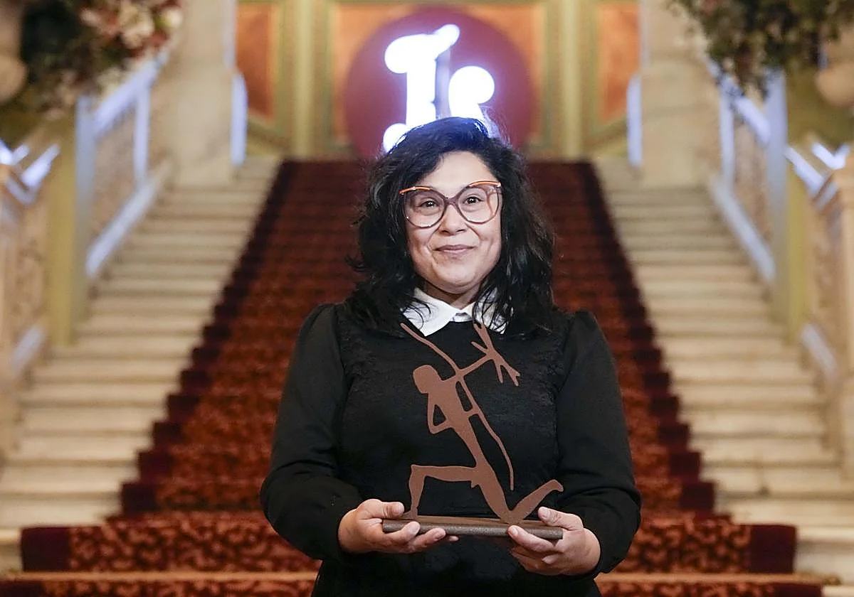 La mexicana Elma Correa gana el Biblioteca Breve