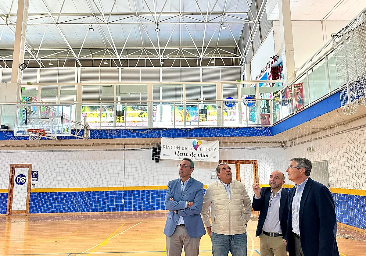 Rincón de la Victoria ahorra 100.000 euros al año con un nuevo contrato para el suministro de energía