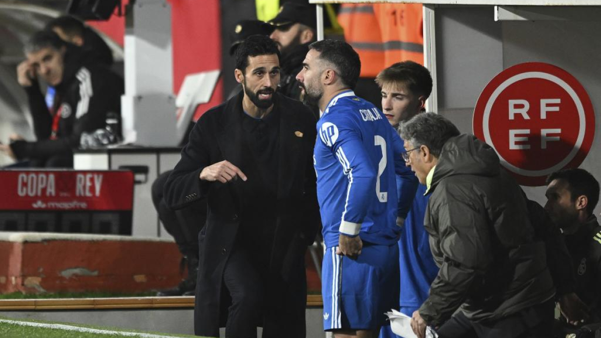 "Arbeloa tras un mes de gestiones"