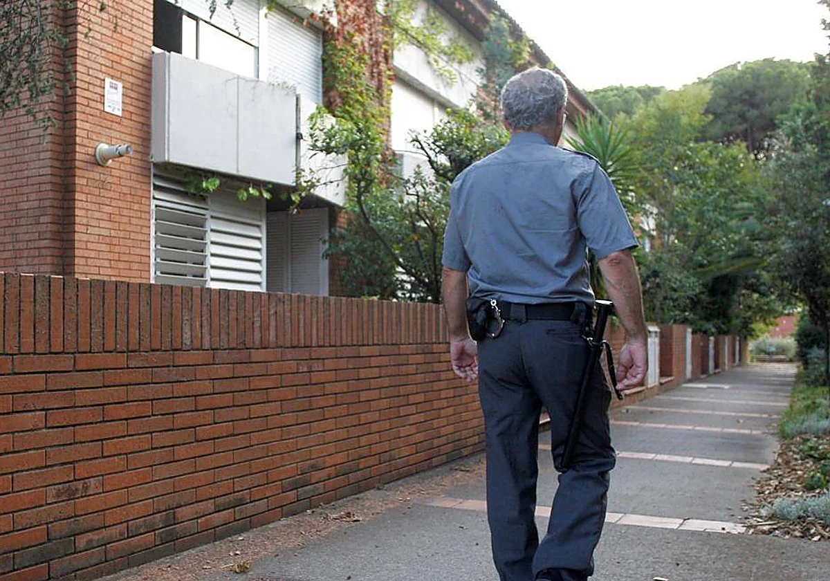 Despedido por faltar una semana al trabajo después de que la empresa le cambiara sus vacaciones sin previo aviso
