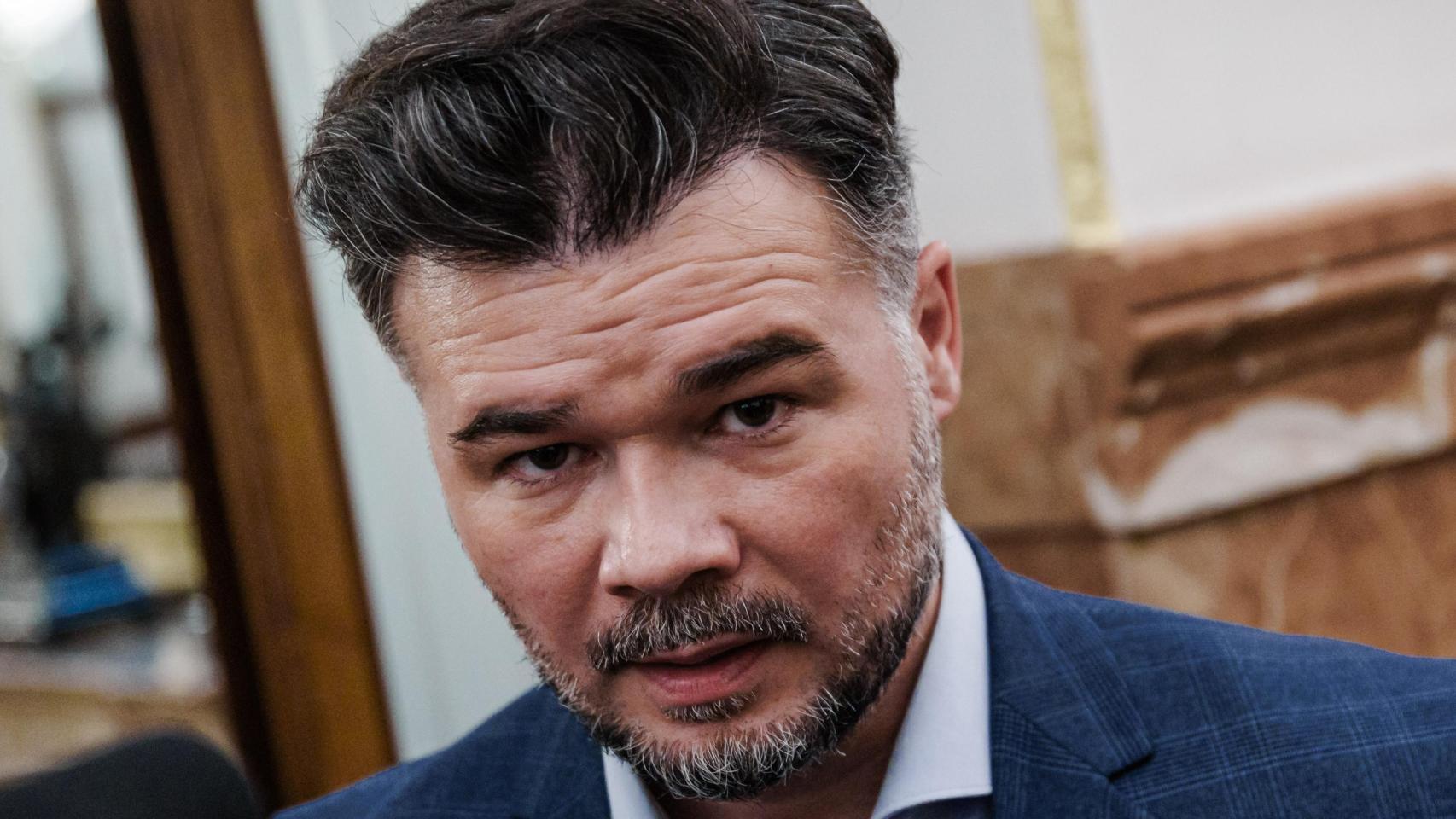 Rufián, el "matón verbal" que cambió el paro y un desahucio en Barcelona por el Congreso: tejió su fama en bares y TikTok