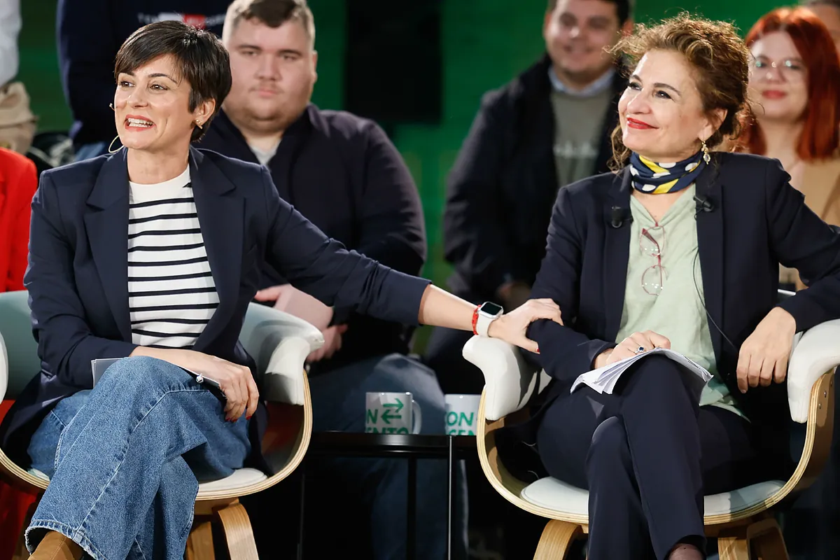 El Gobierno reprocha a Andalucía recurrir en el Supremo la clausura de 20.000 pisos turísticos