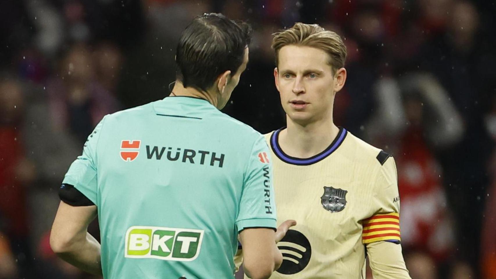 El Barça presenta una queja formal ante la RFEF contra los árbitros y reclama "igualdad de trato entre clubes"