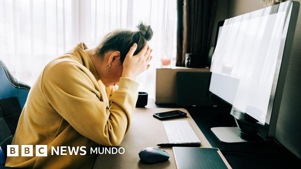 "Buscamos personas adictas a su trabajo": por qué algunas tecnológicas están imponiendo la jornada de 72 horas semanales