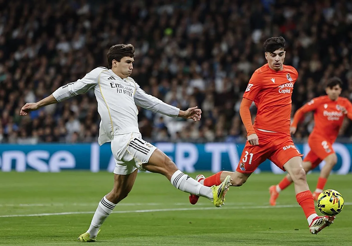 Gonzalo adelanta al Real Madrid