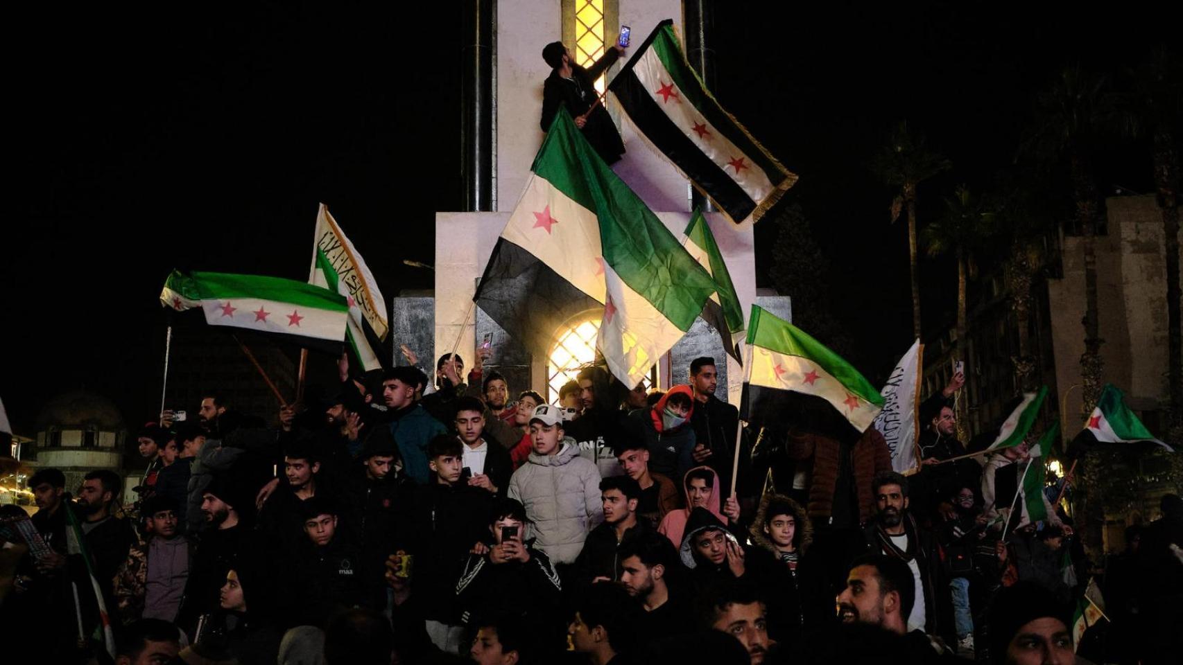 Siria, año uno tras Assad: avances inéditos, un país aún fracturado y una transición en equilibrio inestable