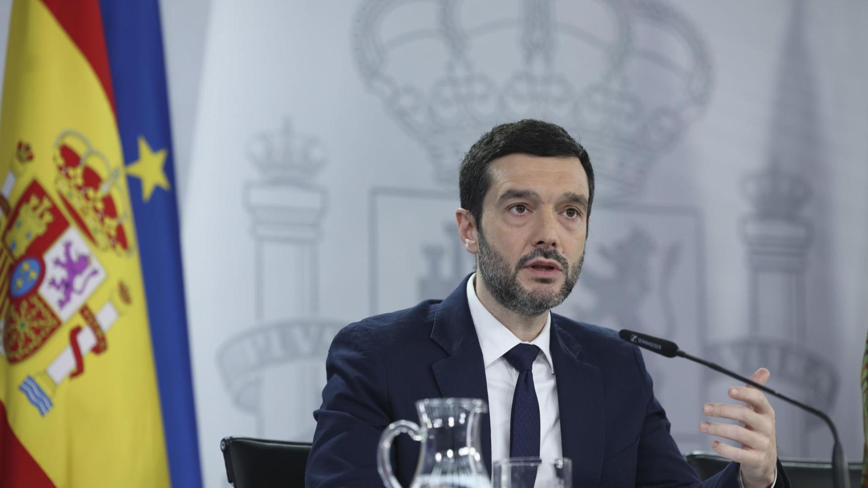 Ni patatas fritas ni bollería en televisión: una ley del Gobierno limitará la publicidad de la 'comida basura'