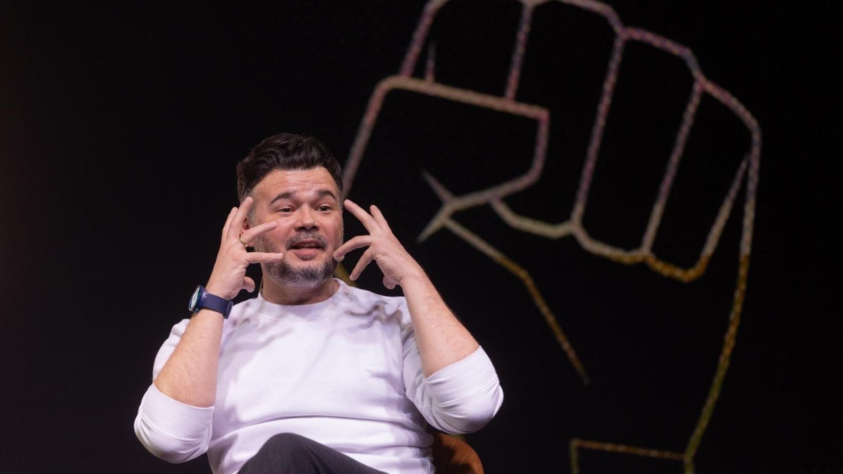 Rufián divide a la izquierda en su acto por la unidad: "El burka es una salvajada. Ser facha está de moda. Hemos fracasado"