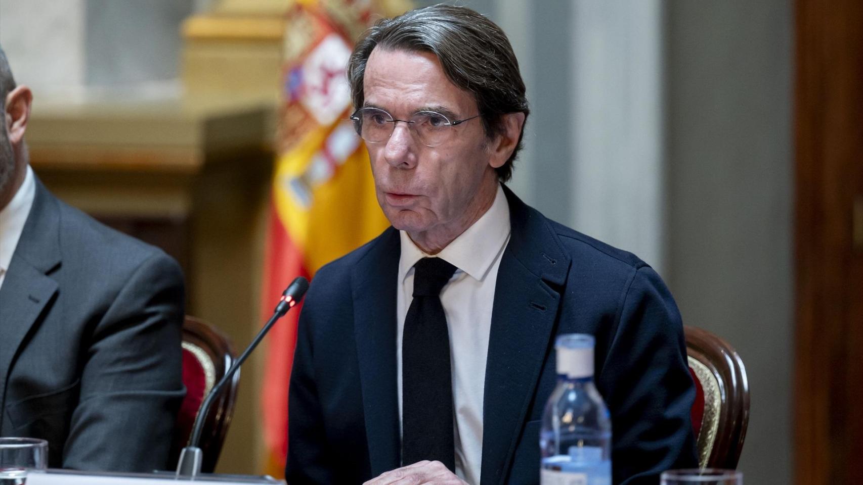 Aznar ve peligrar la libertad por culpa del "nuevo despotismo" y denuncia el "cuestionamiento radical de las élites"