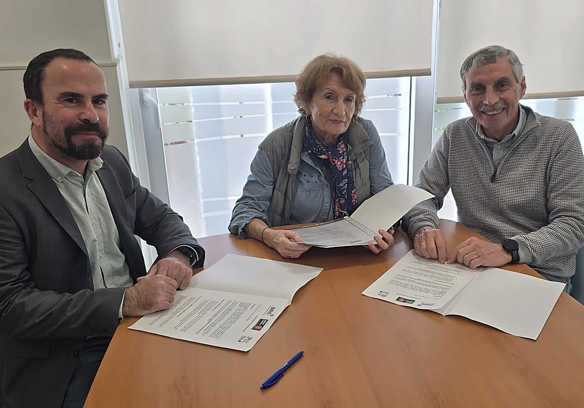 Los empresarios de Nerja refuerzan su compromiso social con El Taller de la Amistad