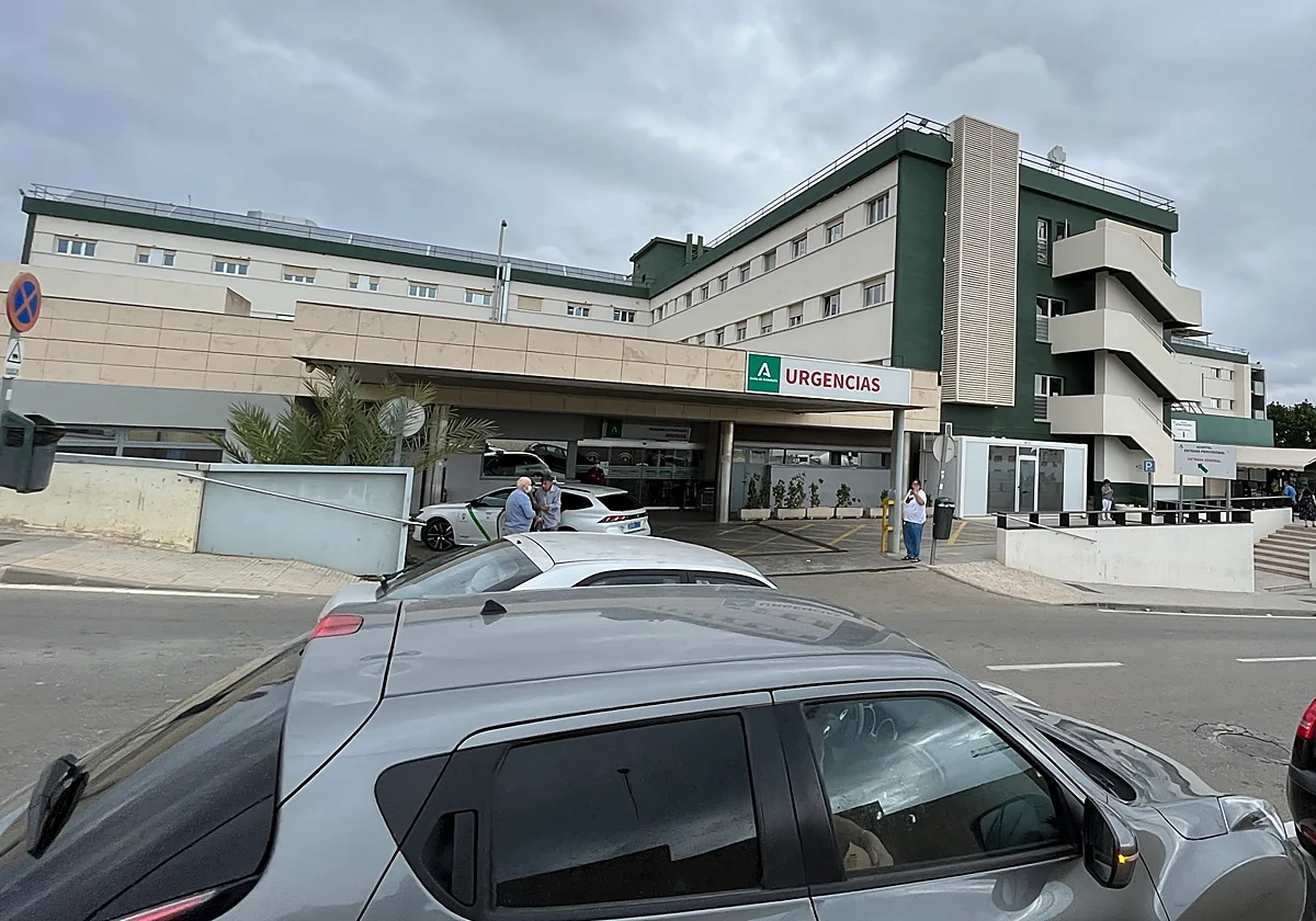 El Hospital de la Axarquía tiene abierta una investigación para aclarar si se usaron «reactivos en mal estado» en el laboratorio