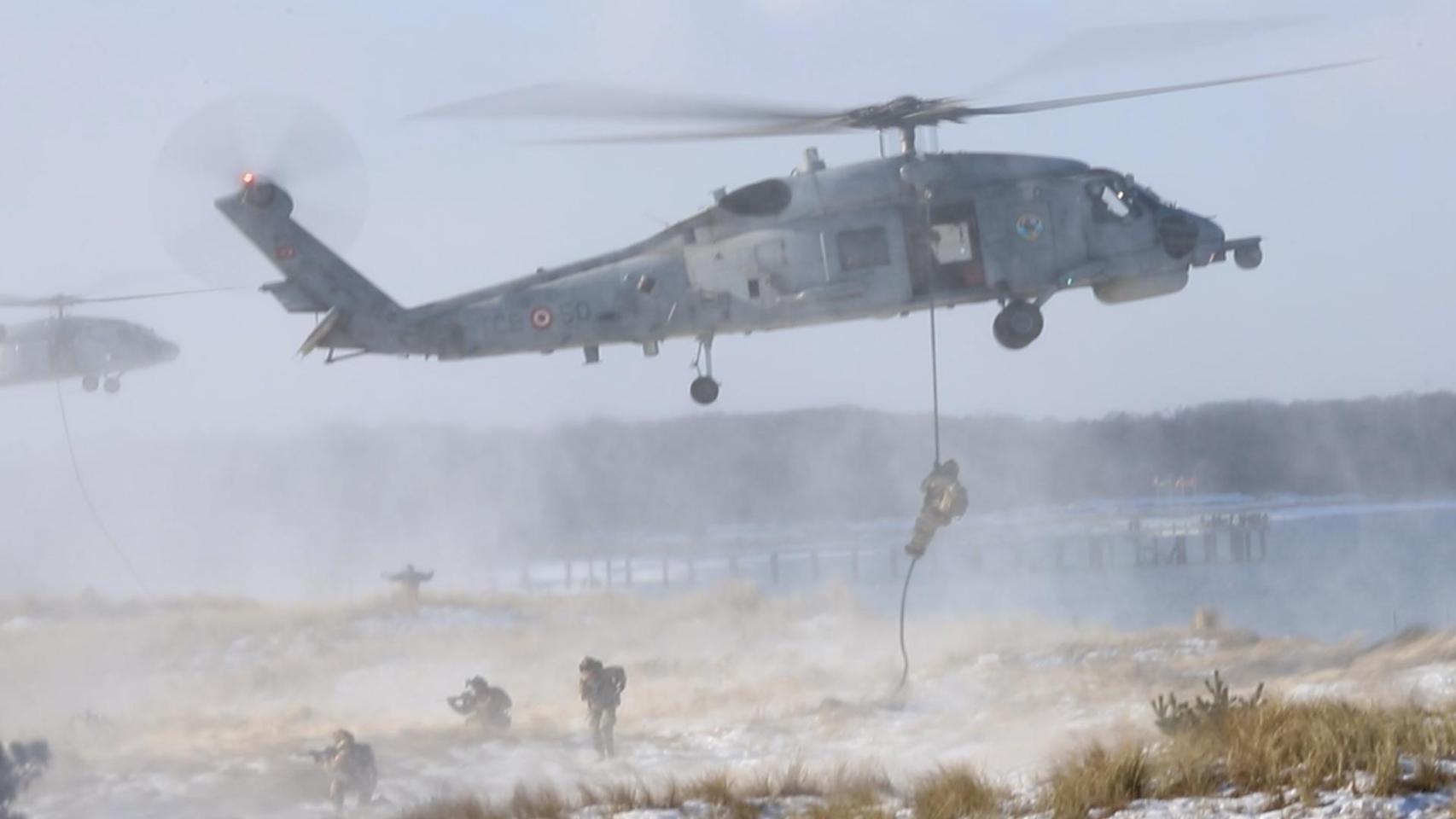 España y Turquía lideran misiones anfibias en el Báltico: drones Bayraktar, vehículos Zaha y helicópteros Seahawk