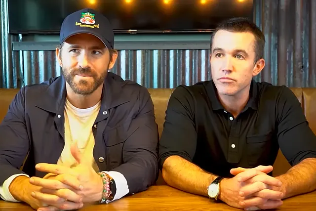 Apollo refuerza su apuesta por el fútbol y entra en el Wrexham, de la Segunda división inglesa