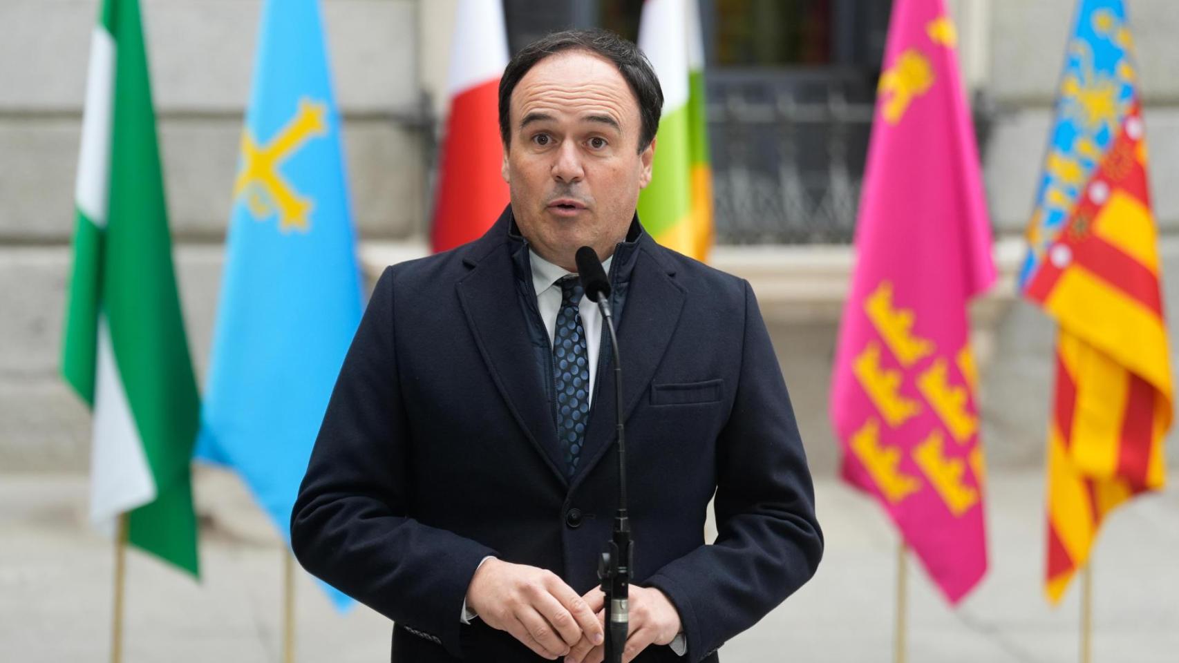 Las demandas de Pérez Llorca a Sánchez, que llevará la semana que viene a Moncloa: el desvío del Poyo, financiación, agua...