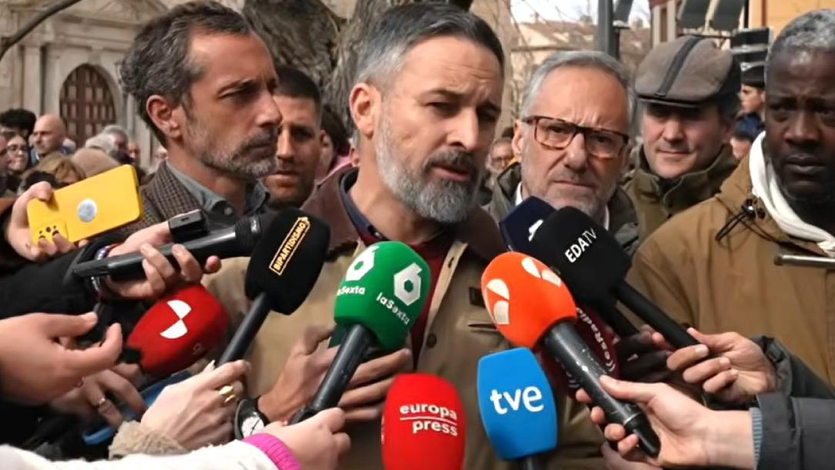 Abascal asegura que no se fía del PP y marca el camino a Azcón en Aragón: "Las mismas condiciones que en Valencia"
