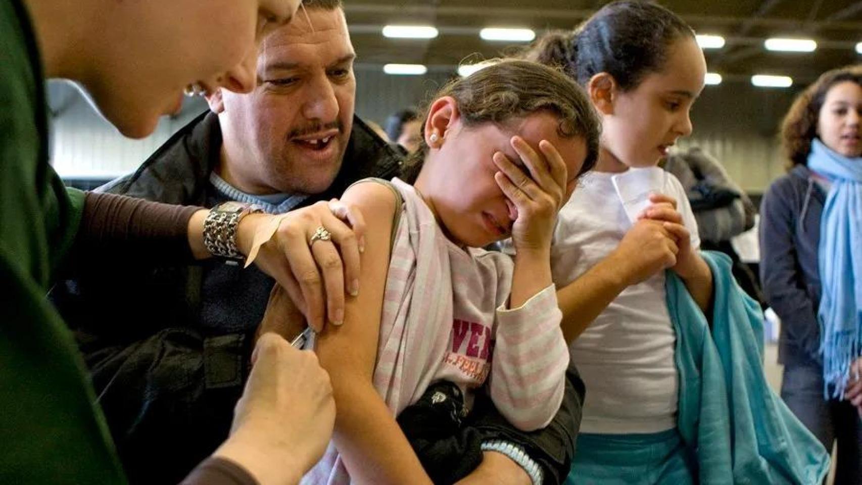 El sarampión regresa: 1 de cada 4 brotes se dio en países donde estaba eliminado y observan 'puntos débiles' en la vacuna