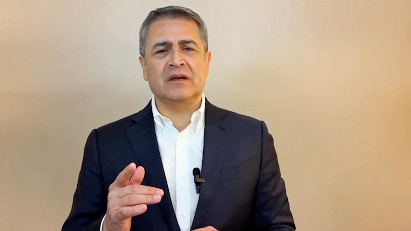 Honduras emite una orden de detención internacional contra su expresidente indultado por Trump la semana pasada