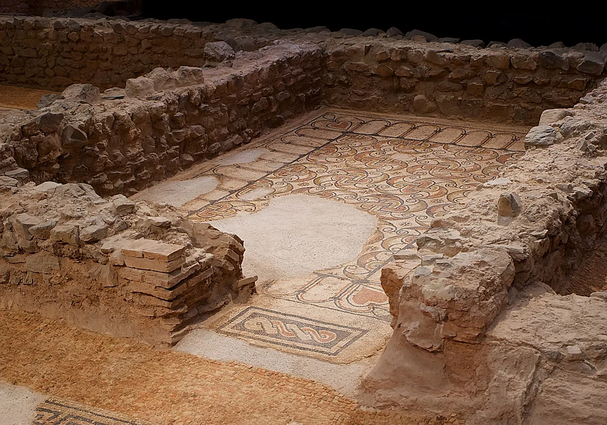 Actividades infantiles y culturales para celebrar el Día de Andalucía en Villa Antiopa