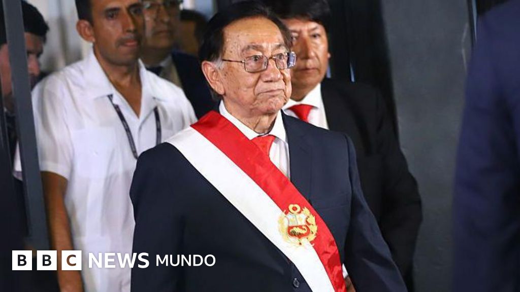 Quién es José María Balcázar, el polémico nuevo presidente de Perú, defensor del matrimonio infantil y acusado de corrupción