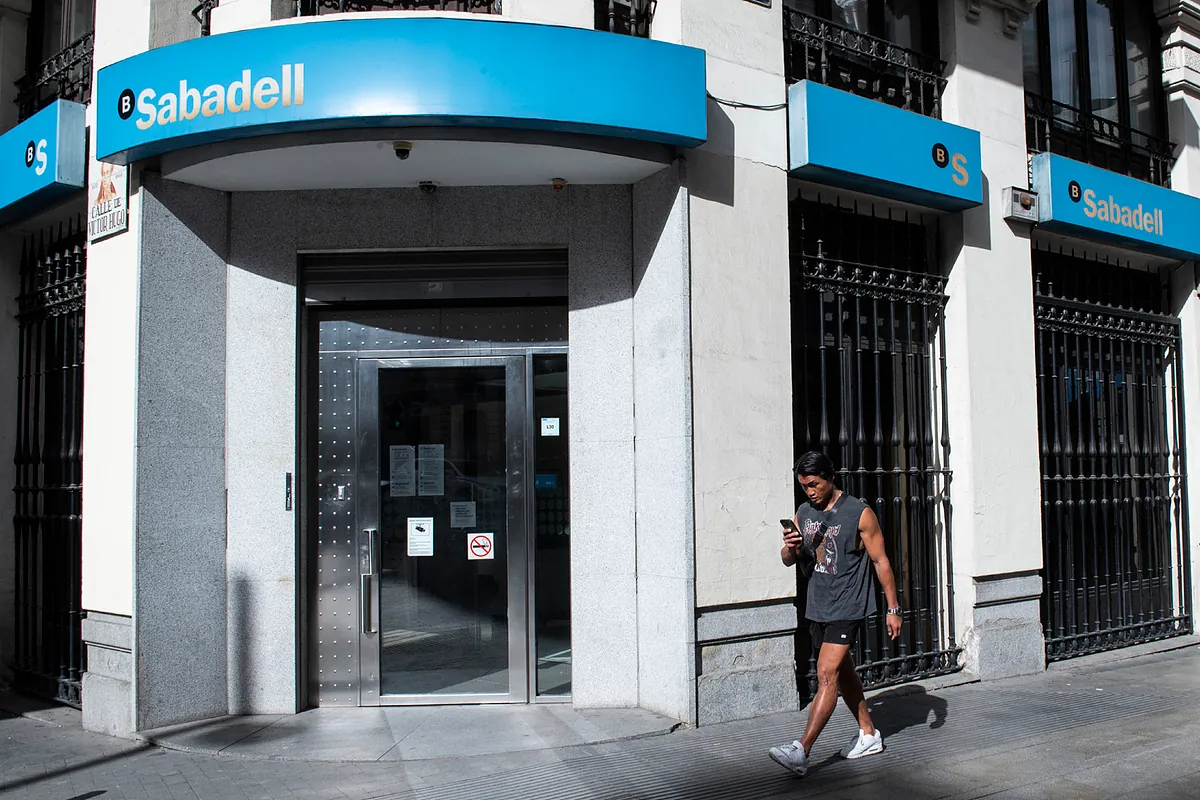 Deutsche Bank prevé un parón de Sabadell en zona de máximos