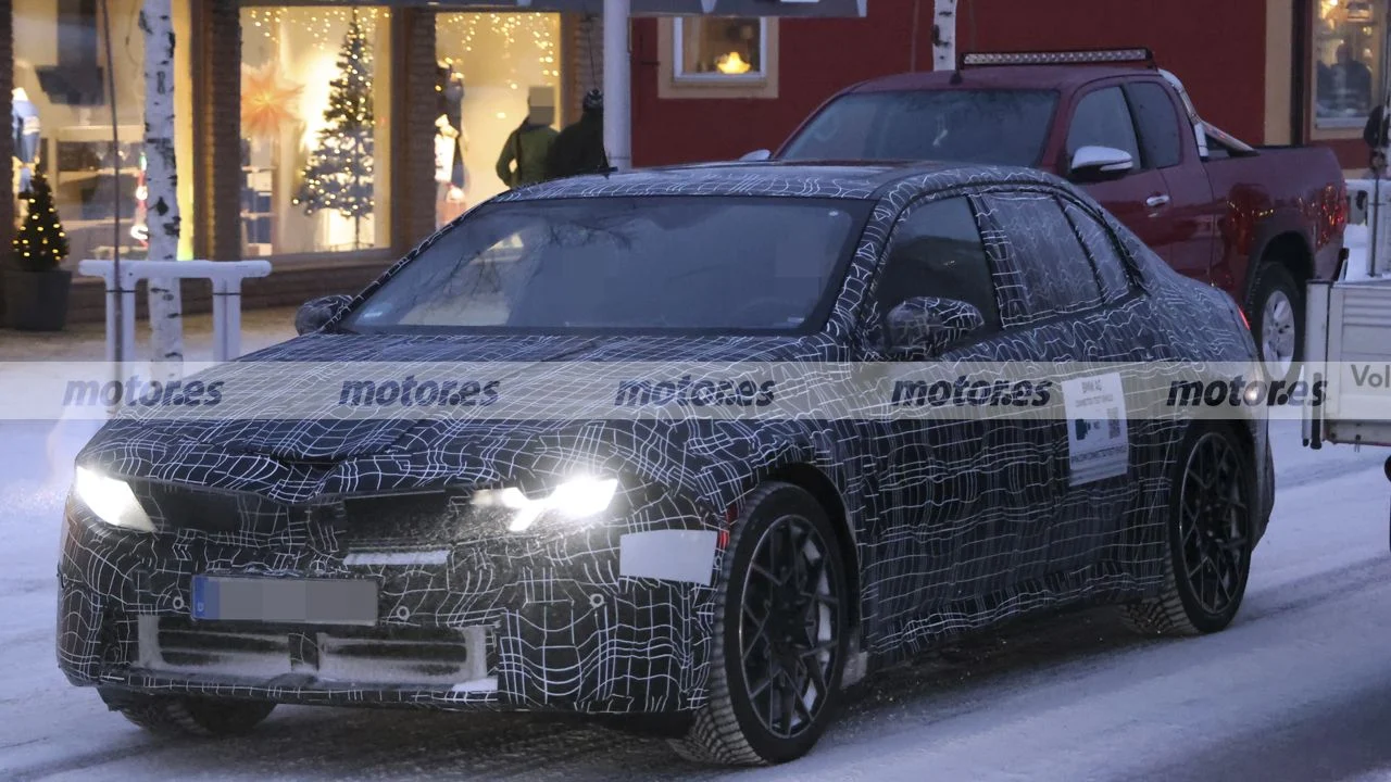 El nuevo BMW i3 afronta sus pruebas de invierno, la última fase antes de su esperado debut en 2026