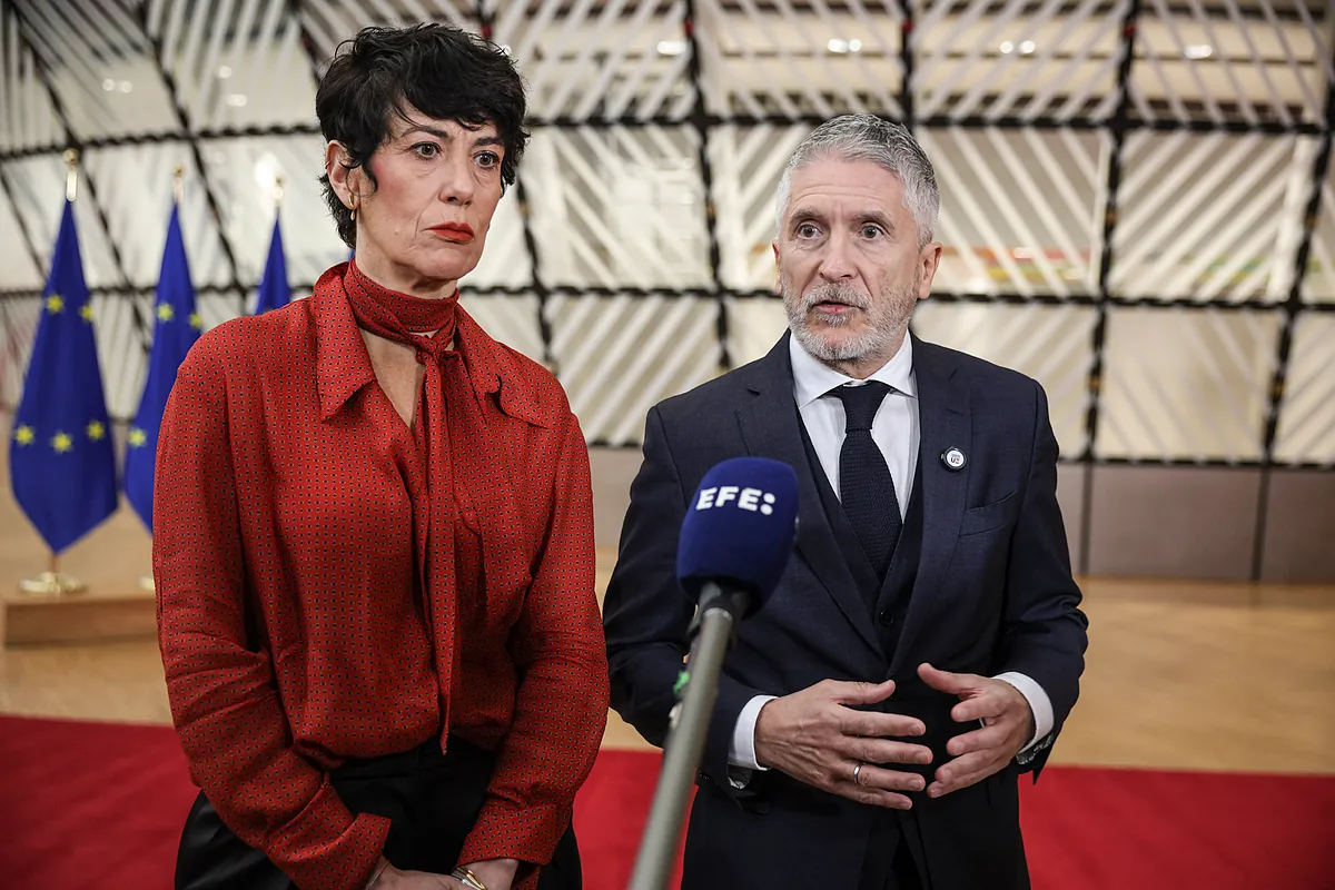 España se queda sola en la política migratoria