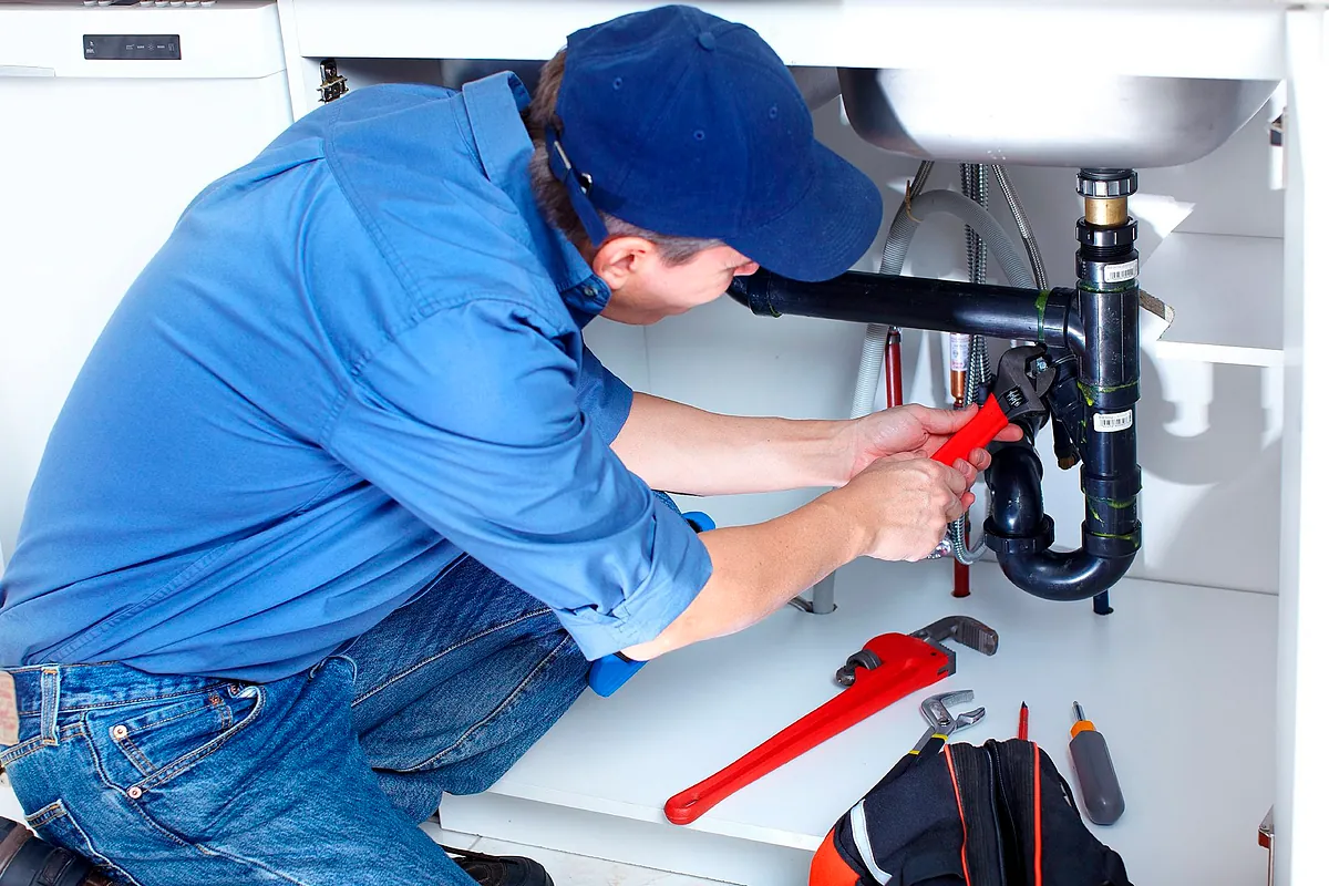 El auge de los oficios no frena el declive del trabajo cualificado