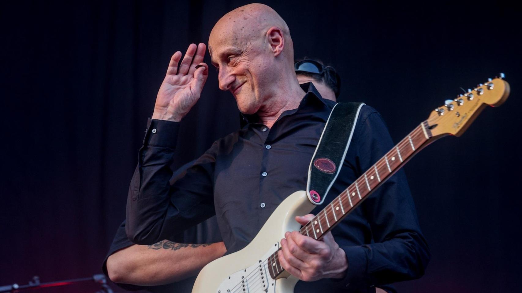 Muere Jorge Martínez, el indomable líder de Ilegales, a los 70 años