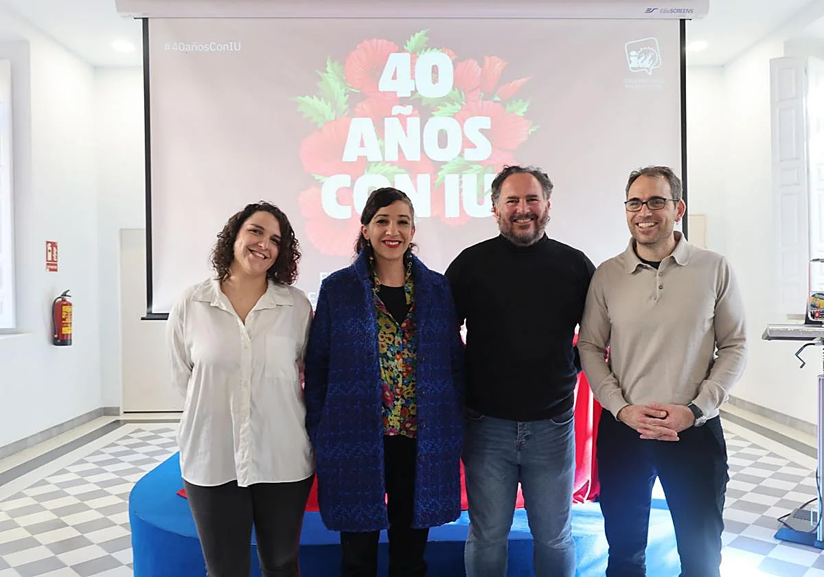 IU Málaga celebra sus cuarenta años y propone que Antonio Romero sea nombrado hijo adoptivo de Málaga