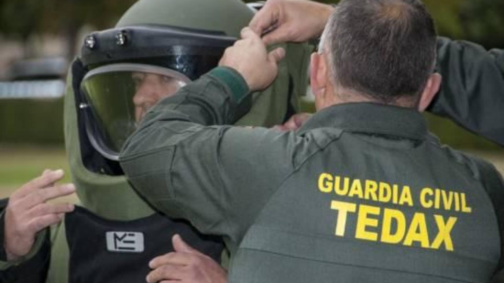 Encuentran un artefacto explosivo de la Guerra Civil semienterrado en el patio de una casa en un pueblo de Toledo