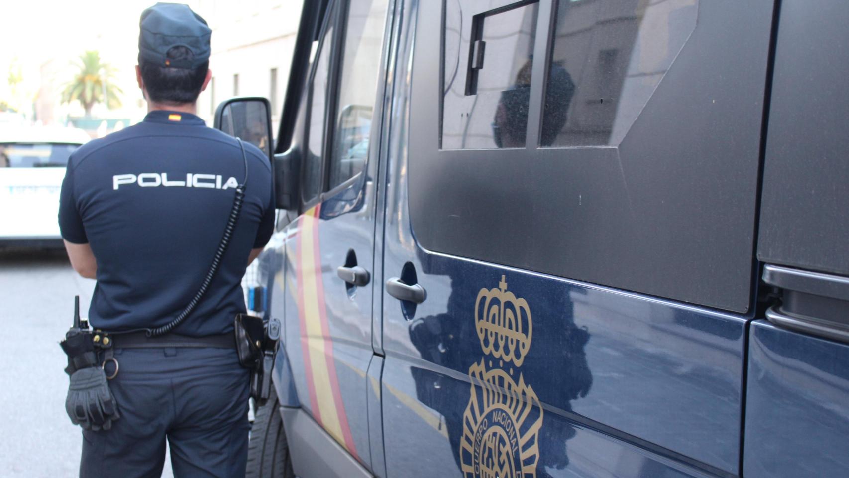 La familia detenida por apuñalar a su vecino en Valencia pasa el miércoles a disposición judicial