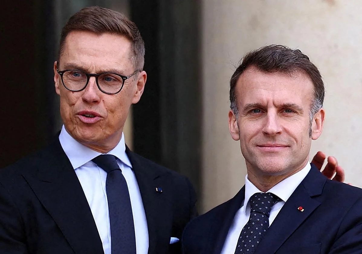 Macron pide avanzar con el vigésimo paquete de sanciones a Rusia pese al bloqueo de Hungría