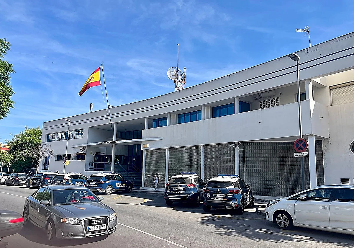 Un falso cliente asalta una joyería de Marbella y el dueño forcejea para evitarlo: hay tres detenidos