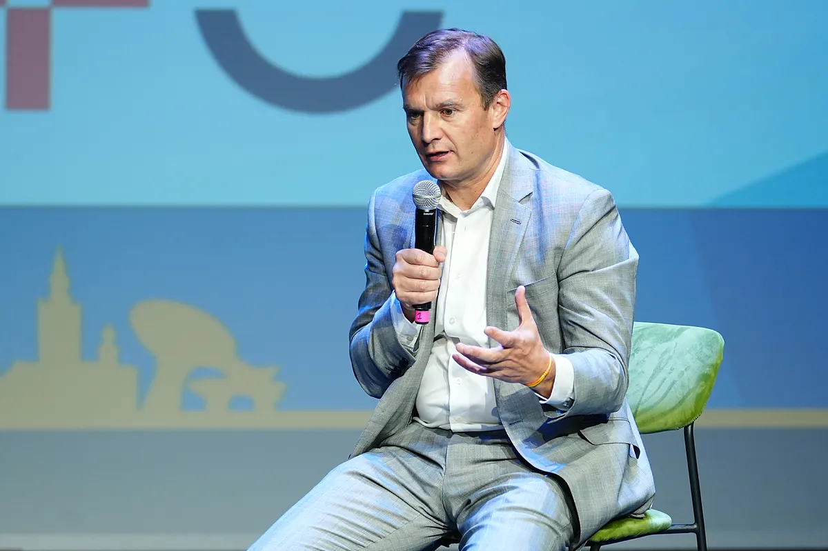 Orange unifica su 'core' y su plataforma de voz fija con Ericsson