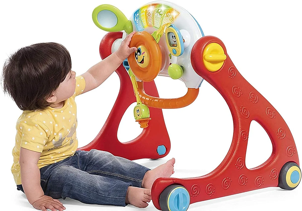 Aprovecha cada etapa del desarrollo de tu bebé con el gimnasio Crece y Camina 4 en 1 de Chicco