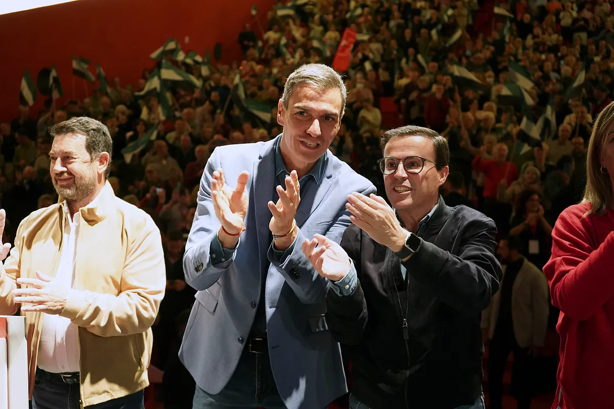 Un PSOE hundido por Almaraz, Salazar y Corina