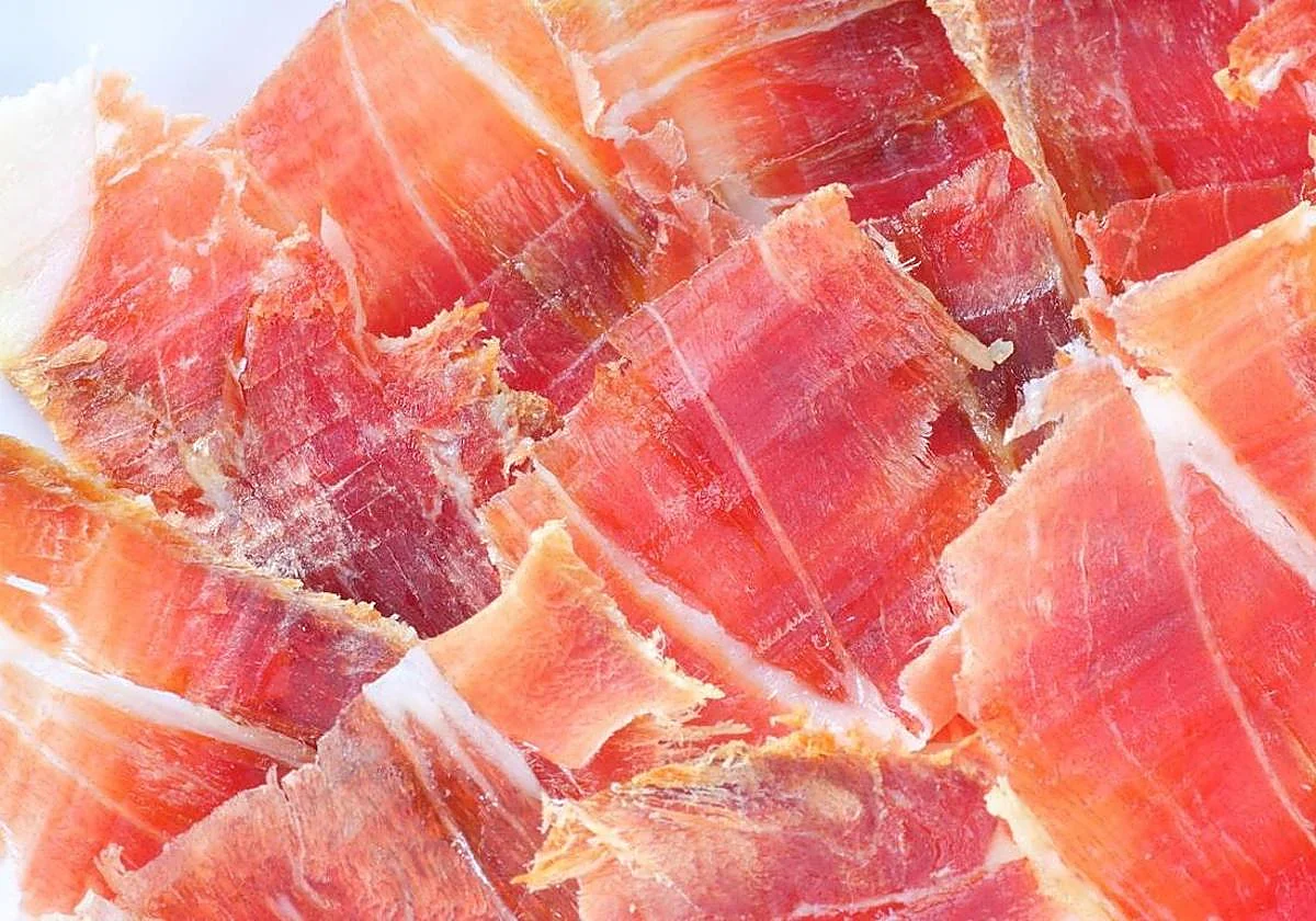 Cocina en directo y un concurso de cortadores de jamón, en la Feria Gastronómica de la Serranía