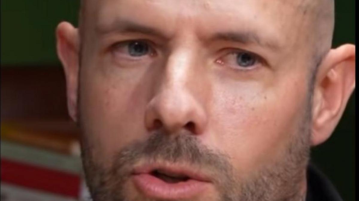 David Saavedra, un ex nazi, y su crudo análisis de por qué los jóvenes se han radicalizado: "Si dicen esto, preocúpate"