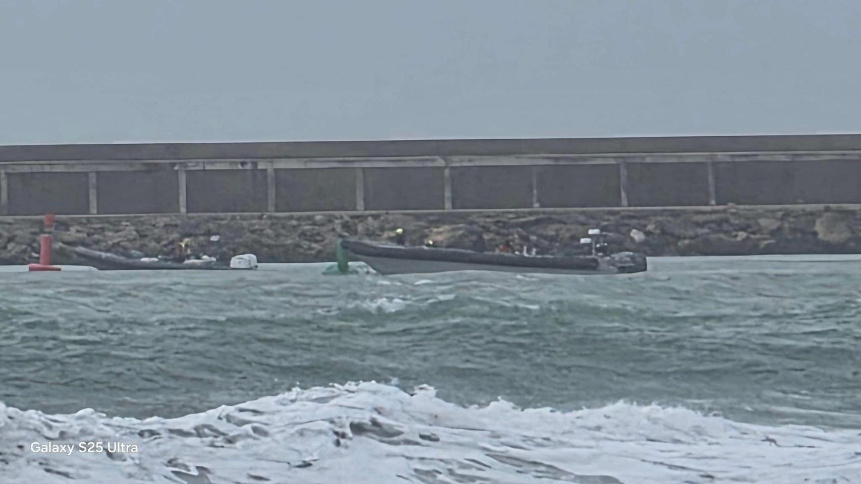 Dos narcos y un guardia civil resultan heridos durante una persecución con disparos en Barbate