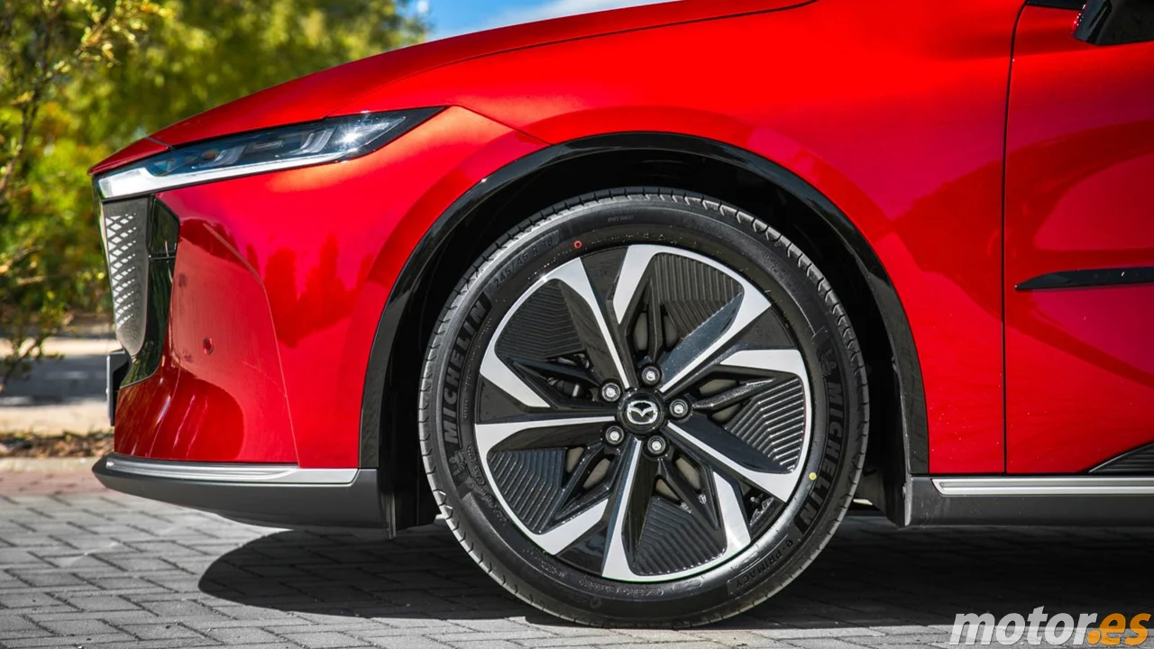 Mazda da el paso que muchos esperaban: el Mazda6e ya no tiene su mayor problema